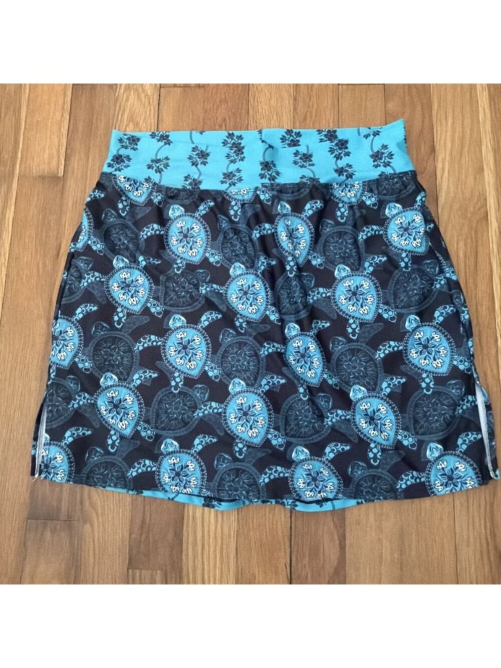 Skort Obsession Women's Skirt Turtles Pockets Stretch Pull on Size L (B09)